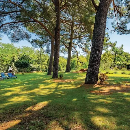 2 Bedroom Gorgeous In