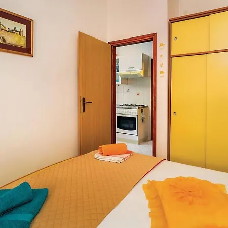 2 Bedroom Gorgeous Apartment In Krsan * Krsan